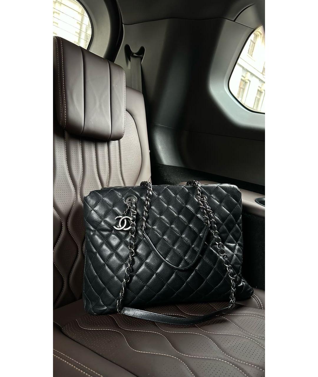CHANEL Черная кожаная сумка тоут, фото 9