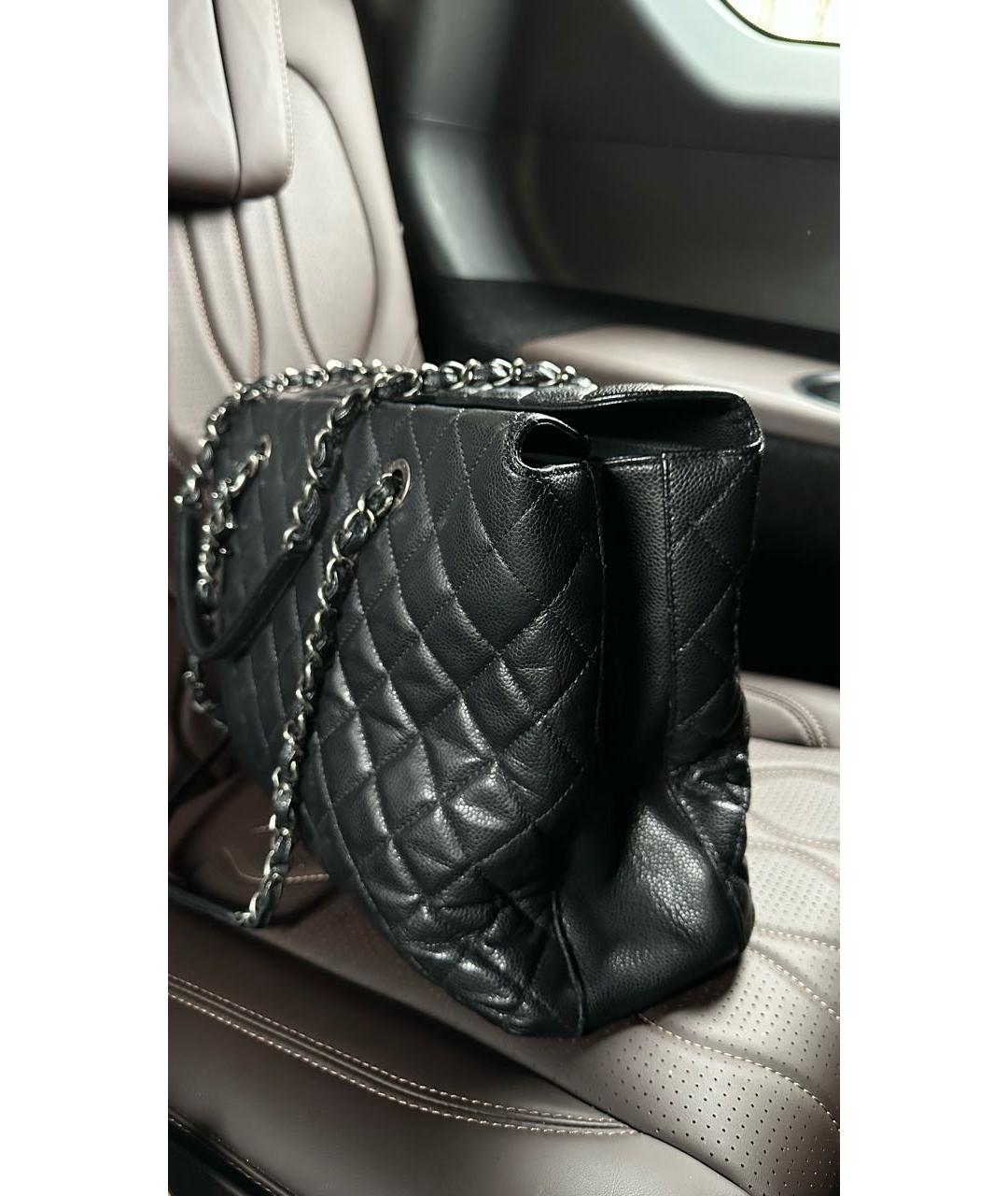 CHANEL Черная кожаная сумка тоут, фото 3
