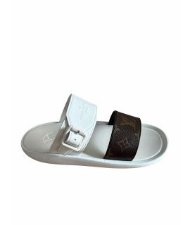 LOUIS VUITTON Сандалии