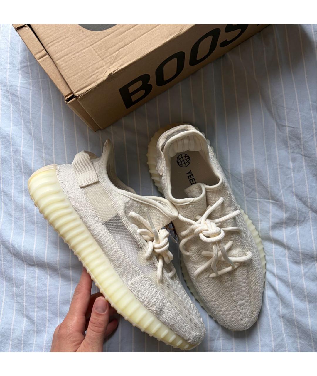 ADIDAS YEEZY Белые текстильные низкие кроссовки / кеды, фото 2