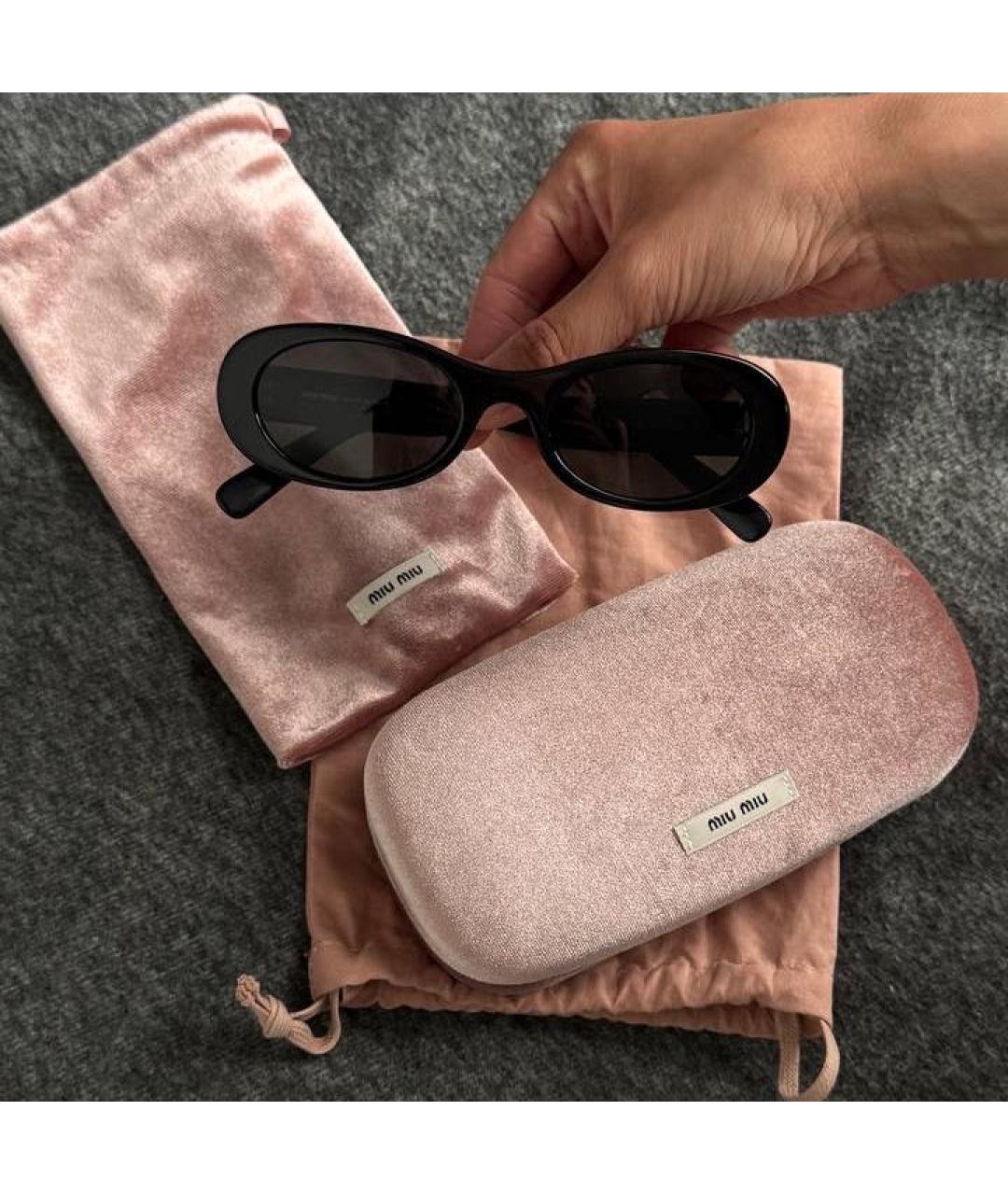 MIU MIU Черные пластиковые солнцезащитные очки, фото 3