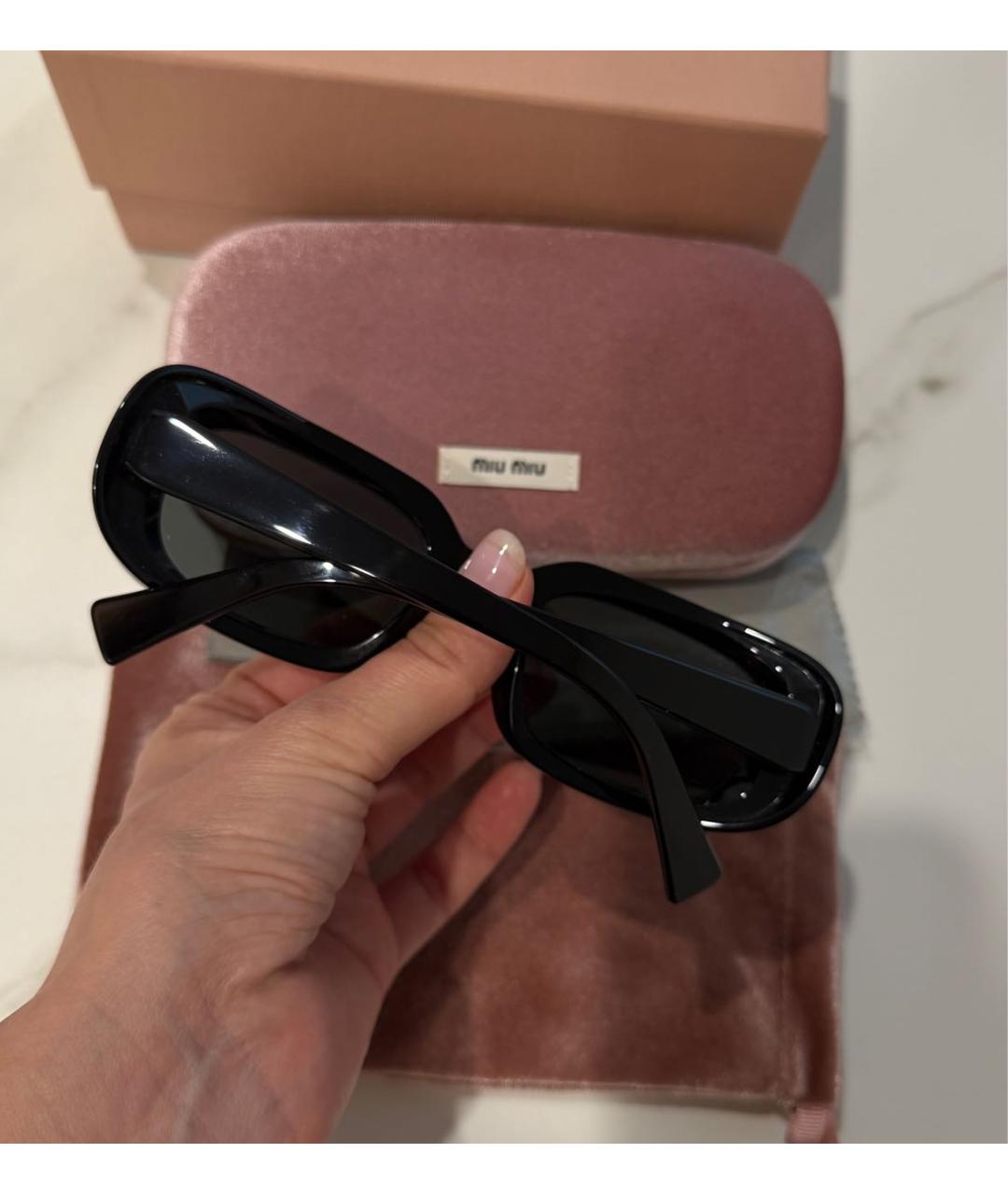 MIU MIU Черные пластиковые солнцезащитные очки, фото 5
