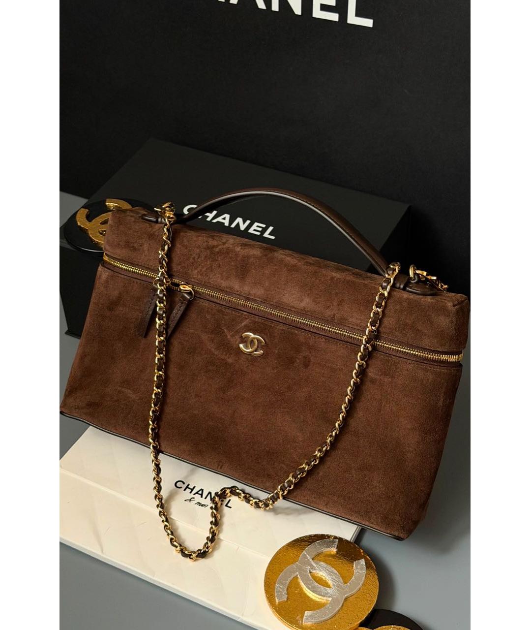 CHANEL Коричневая замшевая сумка через плечо, фото 2