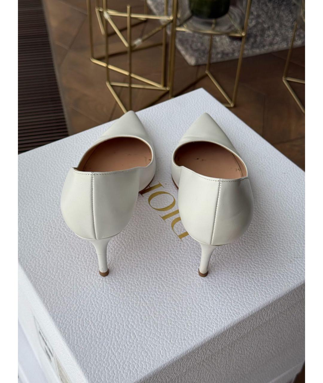GIANVITO ROSSI Белые кожаные туфли, фото 4