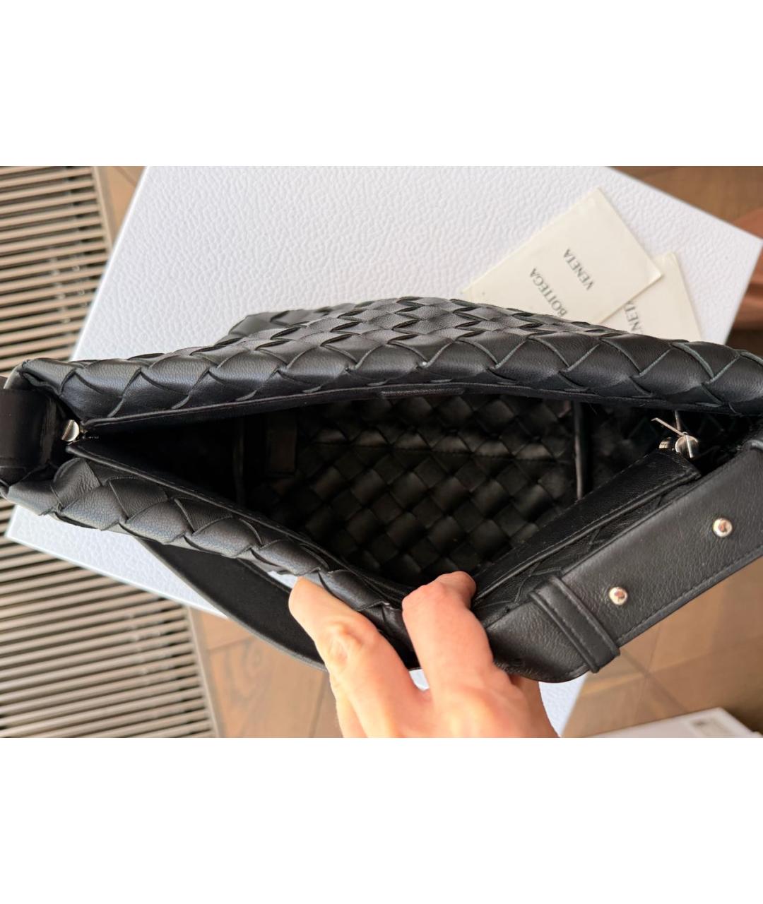 BOTTEGA VENETA Черная кожаная сумка через плечо, фото 8