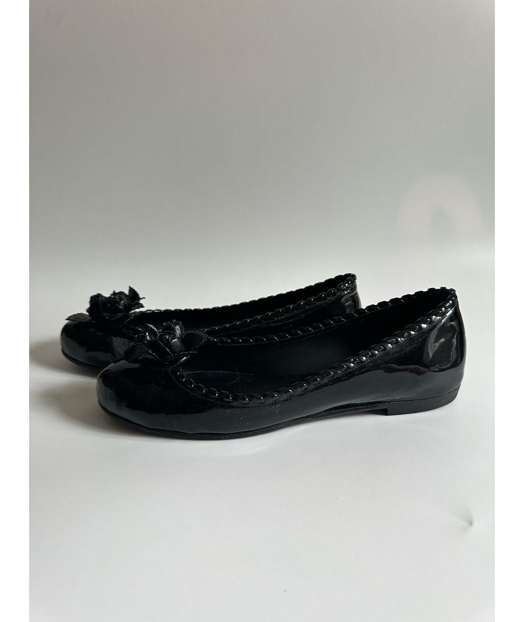 BOTTEGA VENETA Черные балетки из лакированной кожи, фото 2