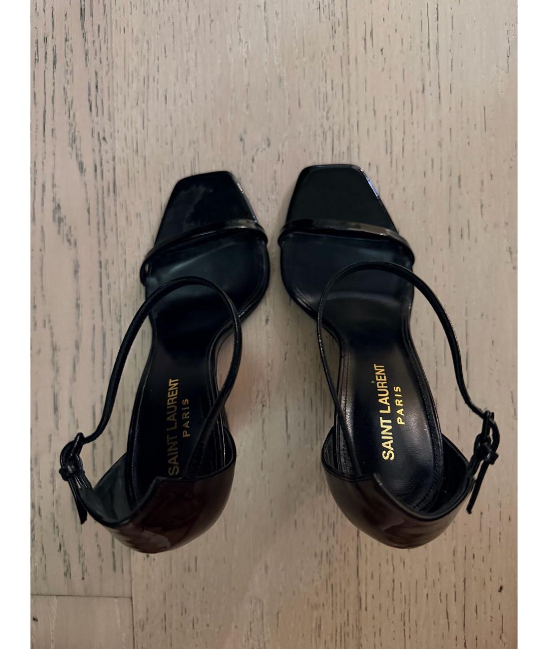 SAINT LAURENT Черные босоножки из лакированной кожи, фото 3