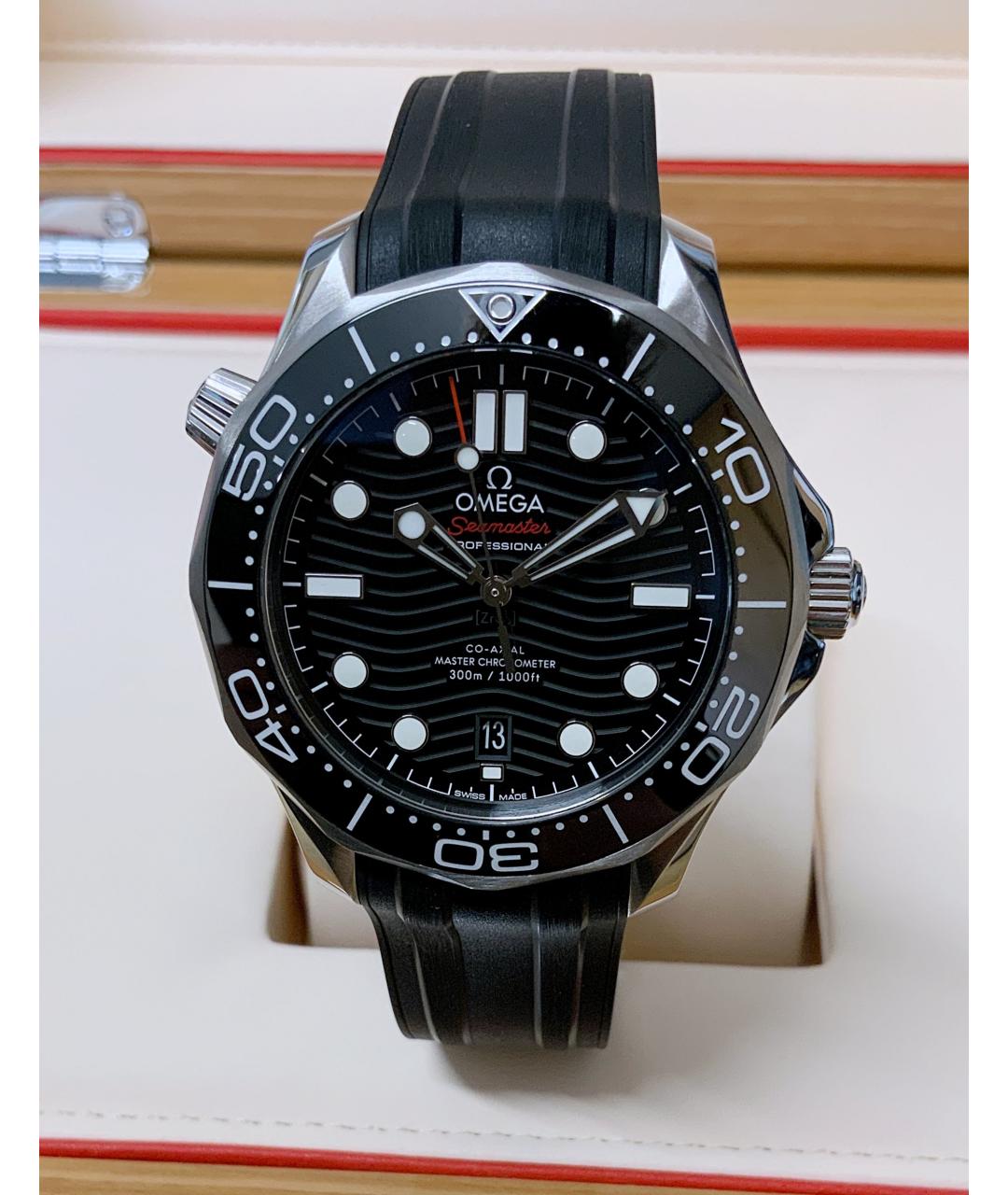 OMEGA Черные часы, фото 2