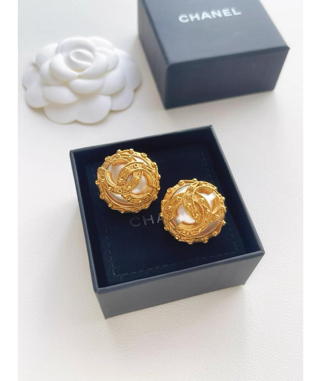 CHANEL Белые серьги, фото 4