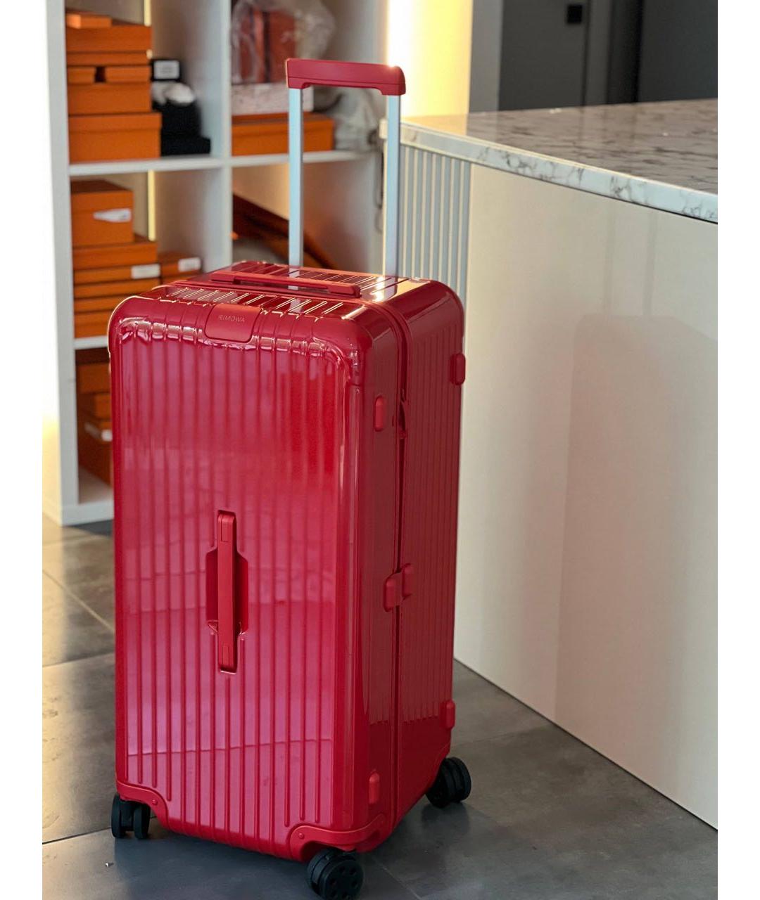 Rimowa Красный чемодан, фото 3