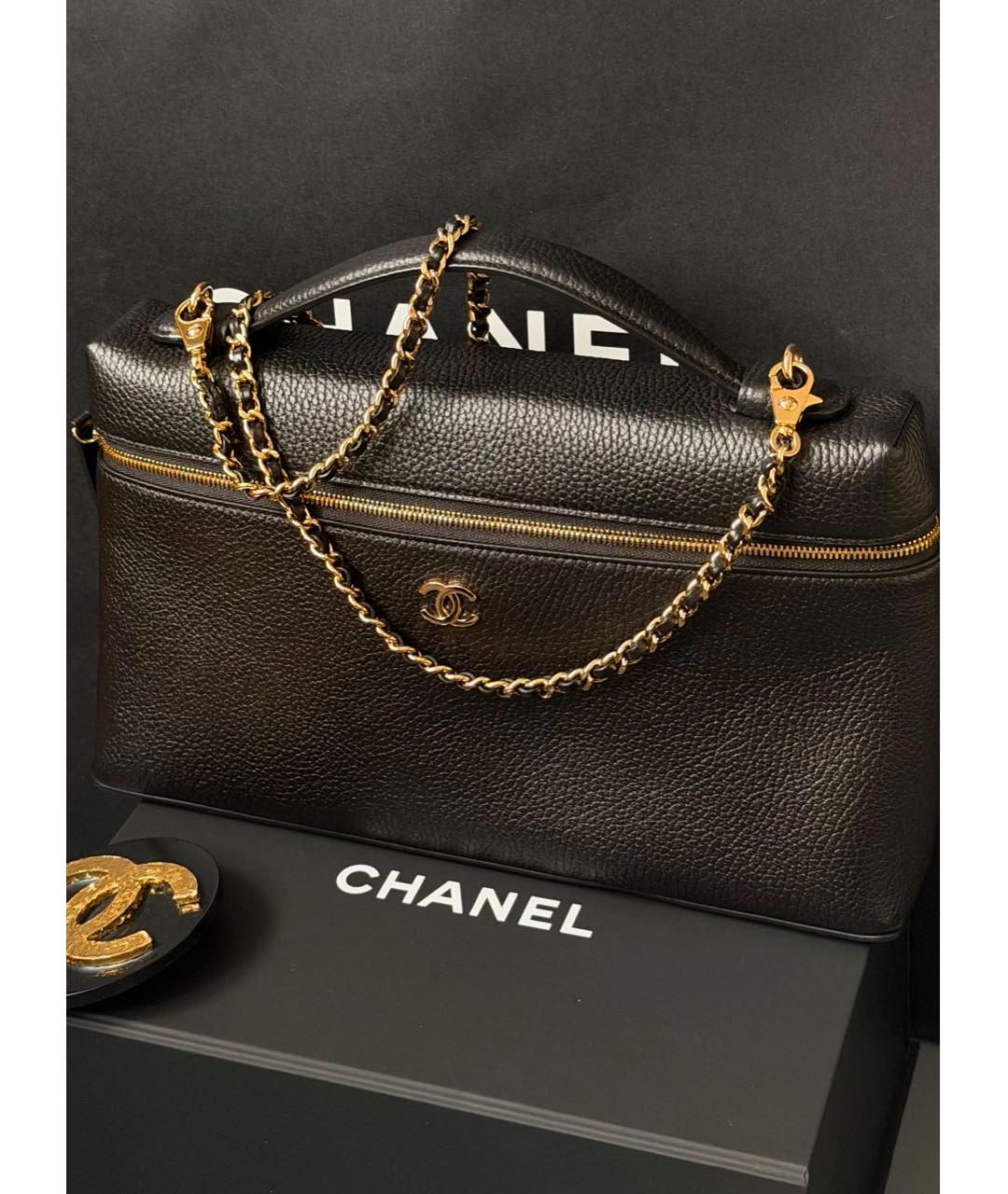 CHANEL Черная кожаная сумка через плечо, фото 2