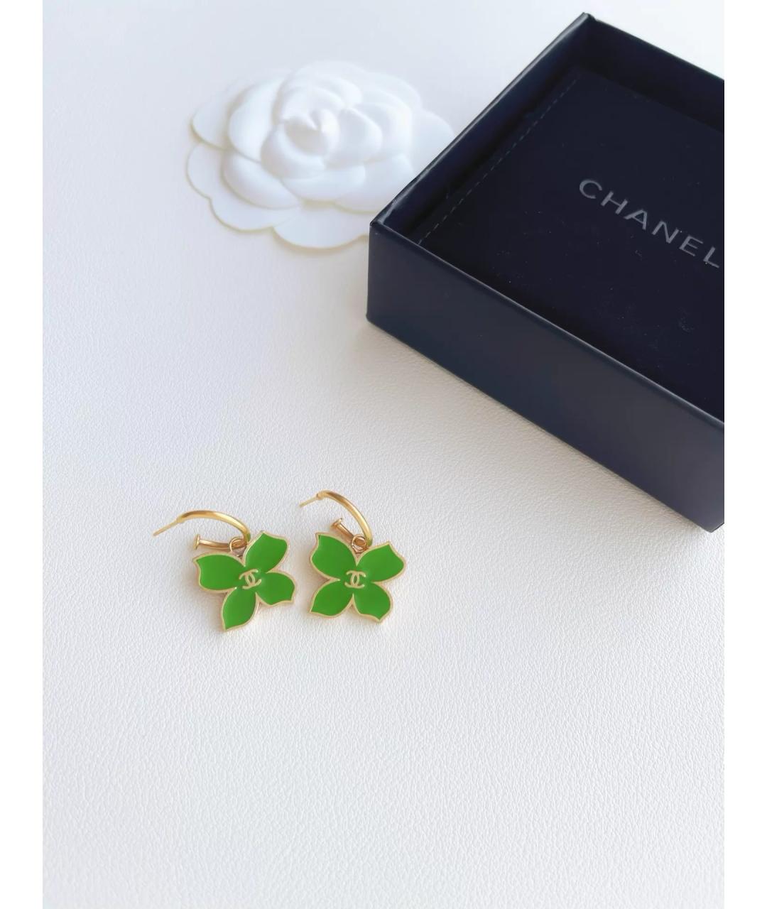 CHANEL Зеленые позолоченные серьги, фото 4