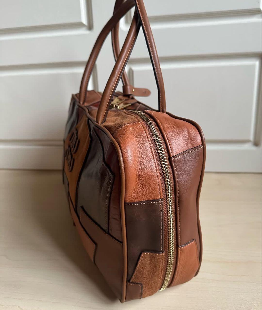 MIU MIU Коричневая кожаная сумка с короткими ручками, фото 4