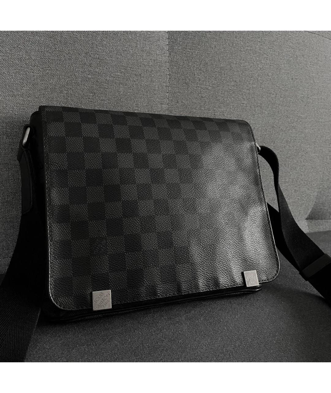 LOUIS VUITTON Черная барсетка, фото 2