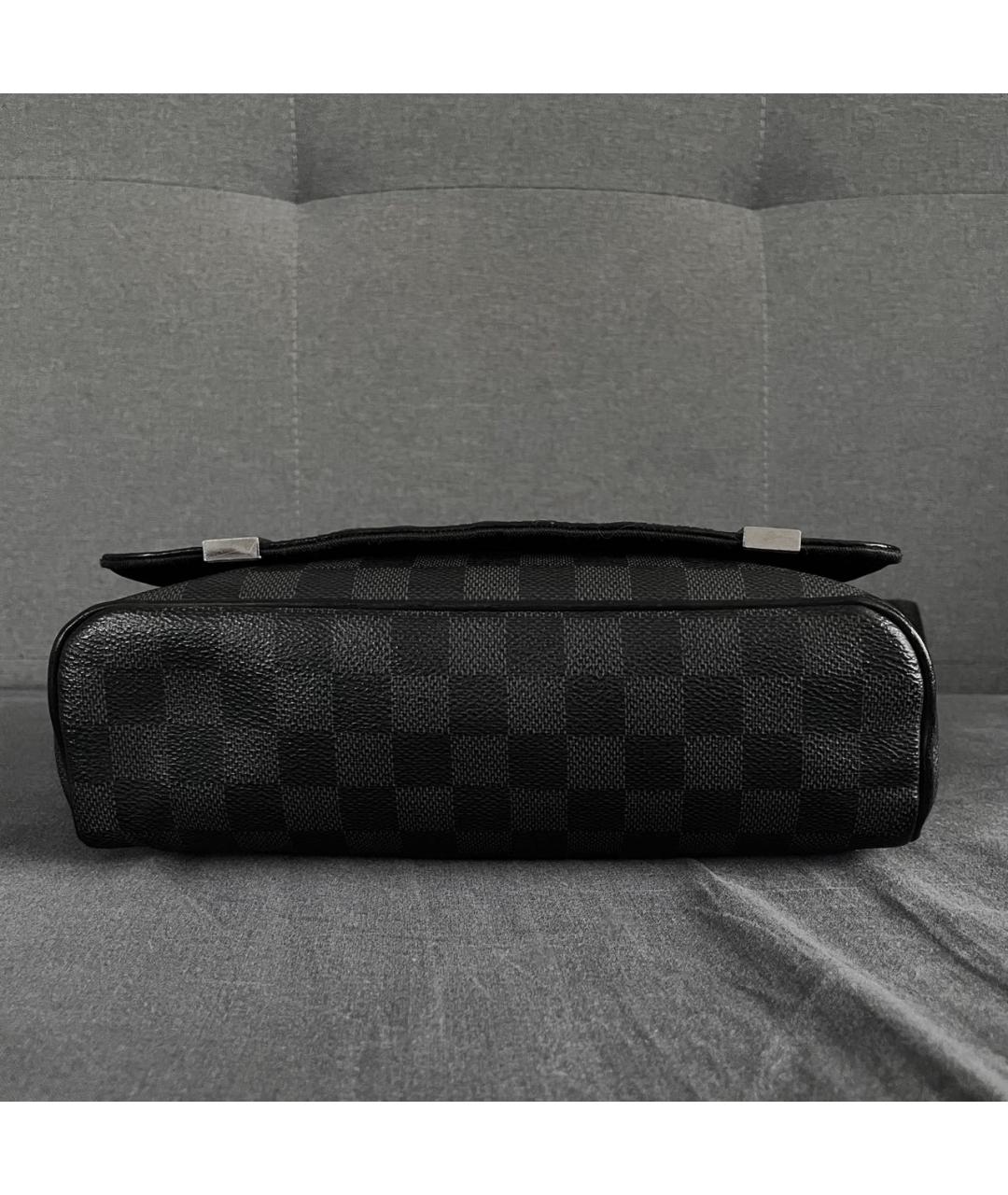 LOUIS VUITTON Черная барсетка, фото 5
