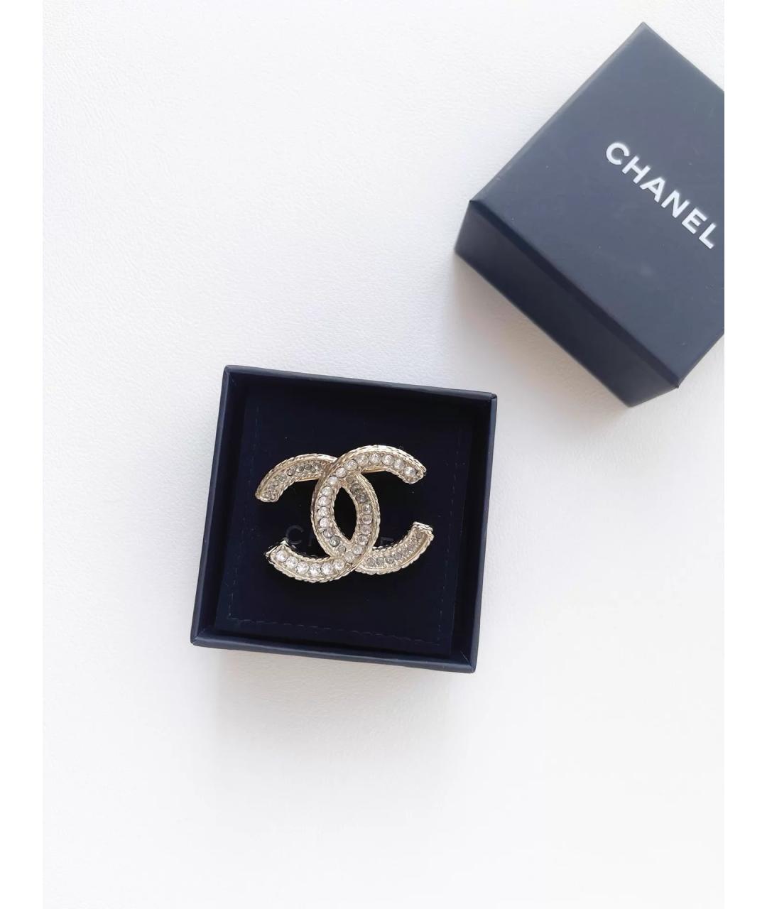CHANEL Золотая металлическая булавка / брошь, фото 3