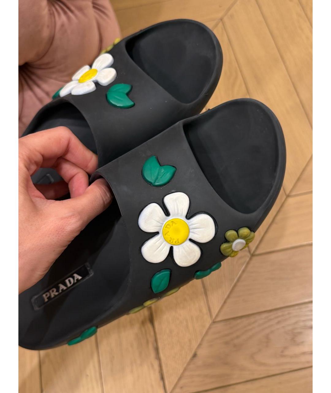 PRADA Черные резиновые шлепанцы, фото 6