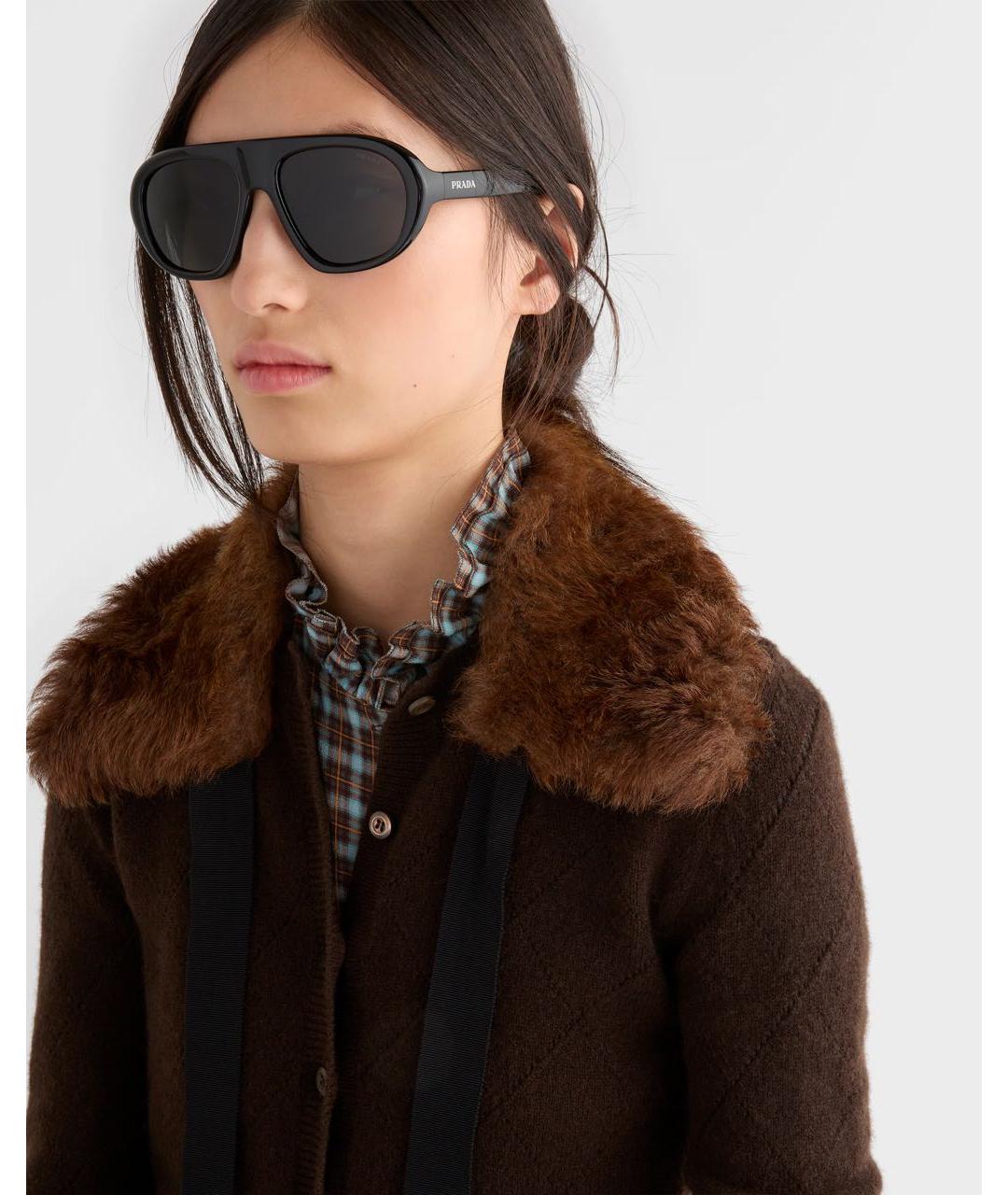 PRADA Черные пластиковые солнцезащитные очки, фото 5