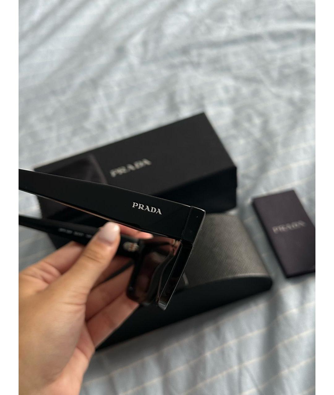 PRADA Черные пластиковые солнцезащитные очки, фото 5