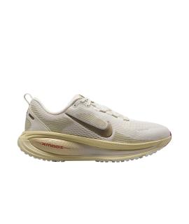 NIKE Кроссовки