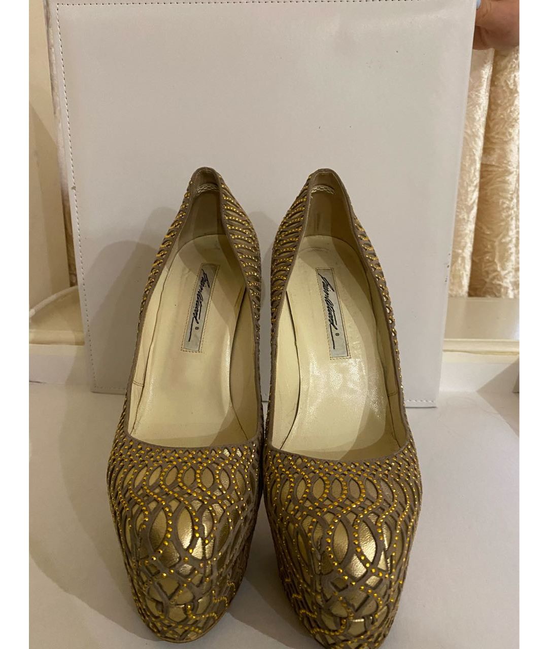 BRIAN ATWOOD Золотые кожаные туфли, фото 2
