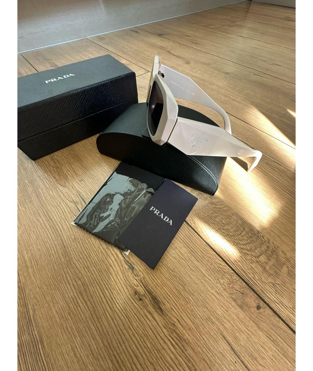 PRADA Бежевые солнцезащитные очки, фото 2