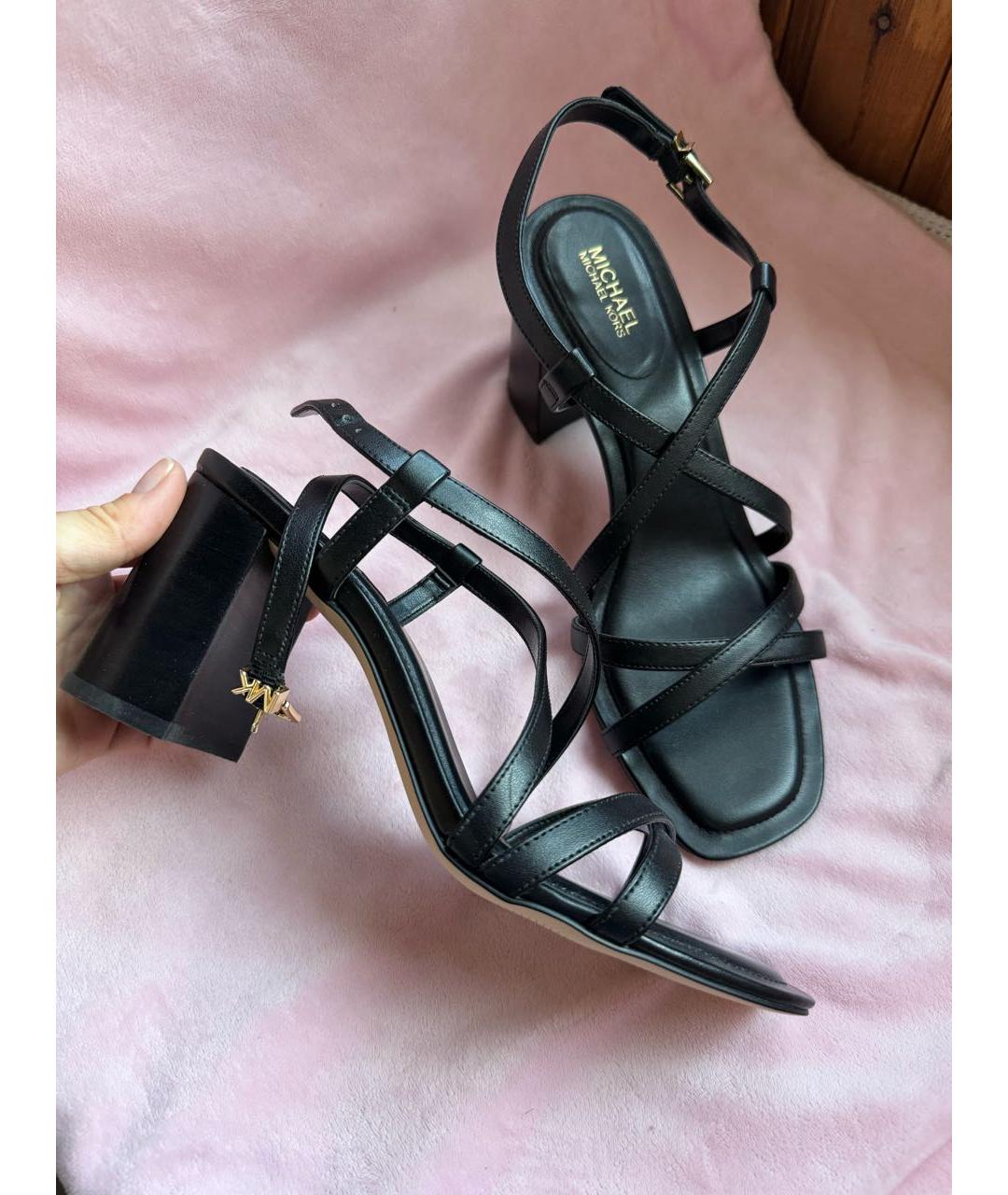 MICHAEL KORS Черные кожаные босоножки, фото 4