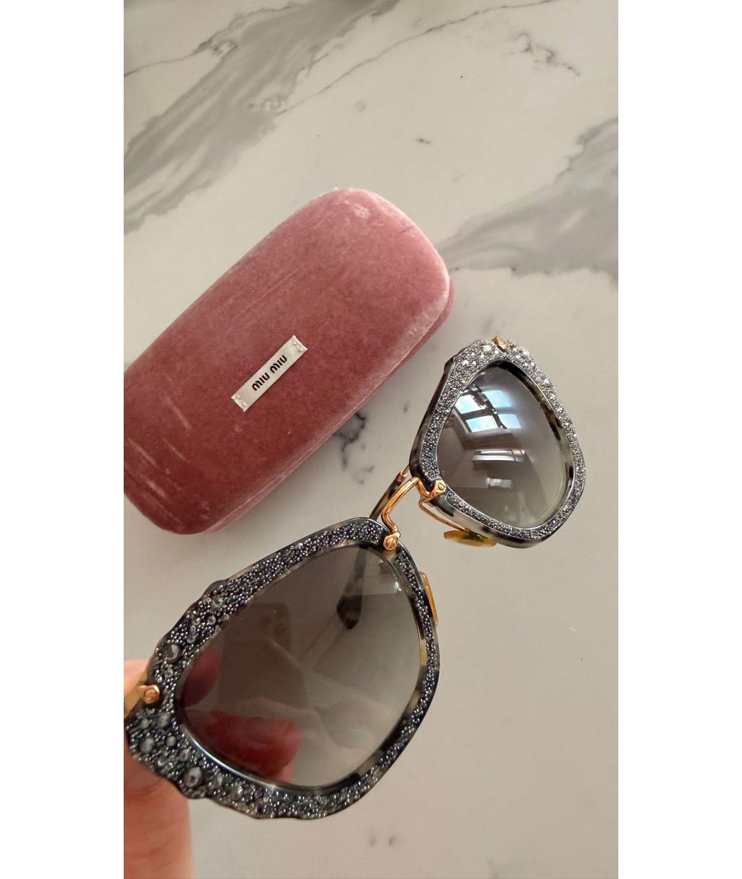 MIU MIU Серые металлические солнцезащитные очки, фото 3