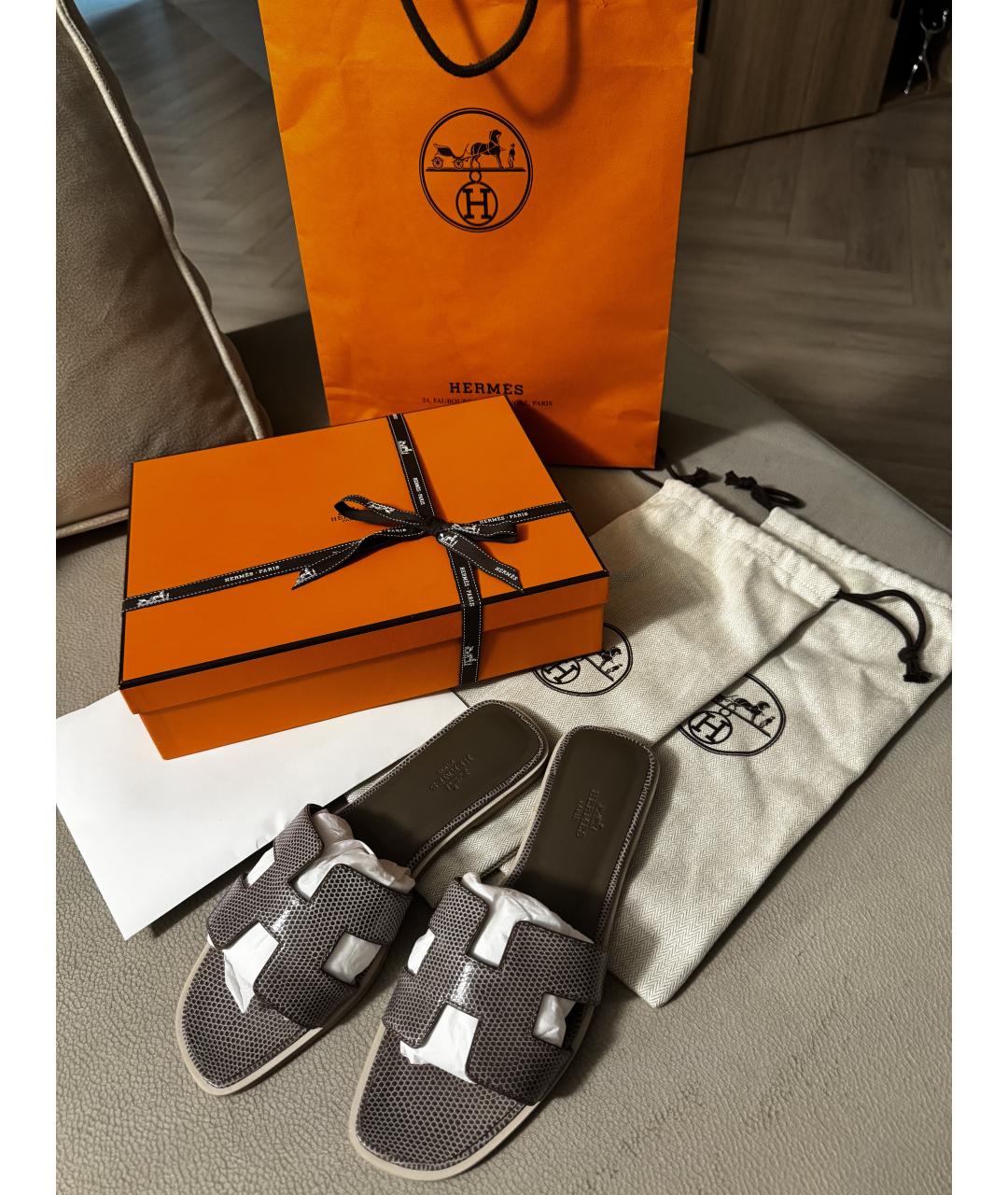 HERMES Серые шлепанцы из экзотической кожи, фото 5