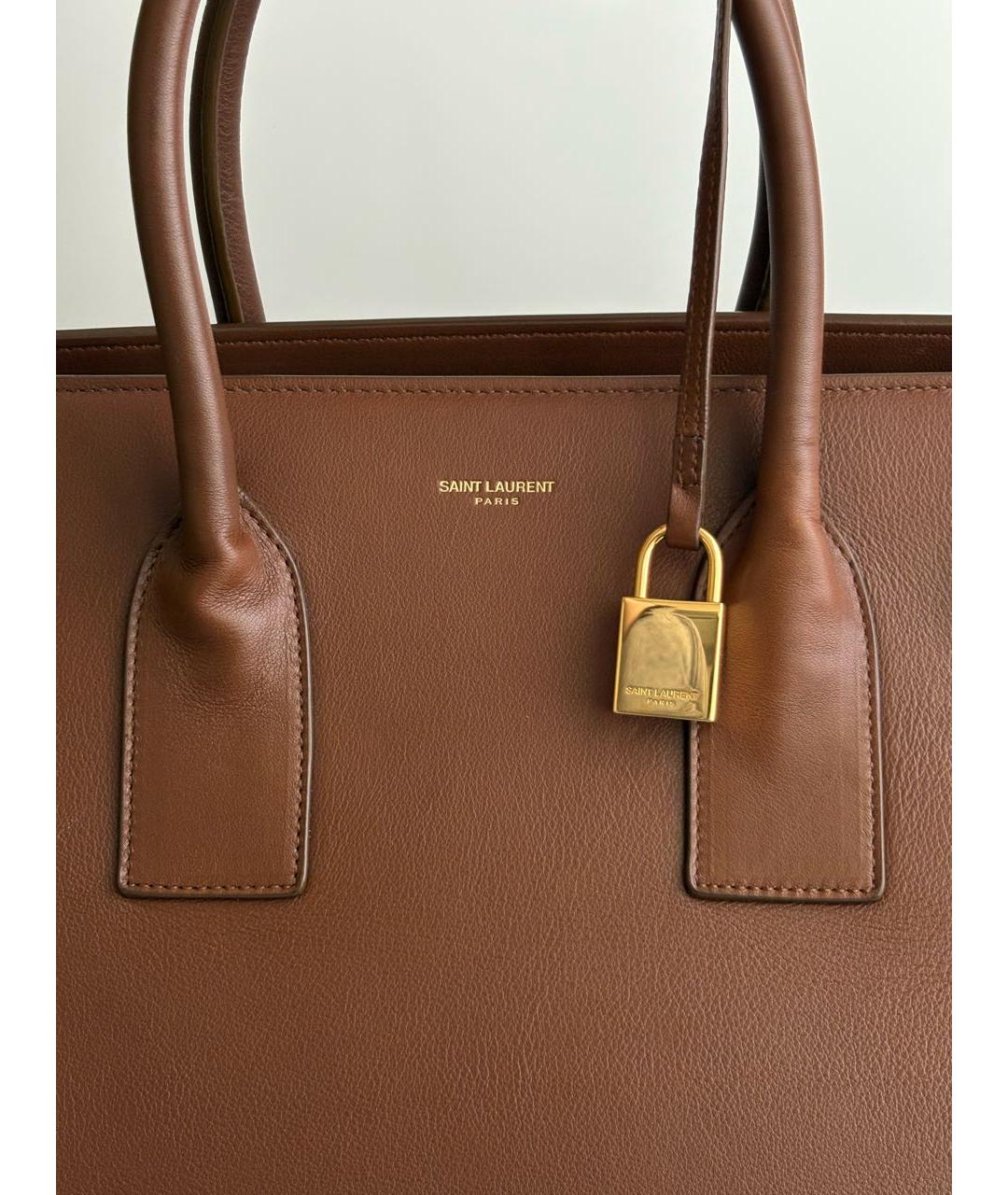 SAINT LAURENT Коричневая кожаная сумка с короткими ручками, фото 4