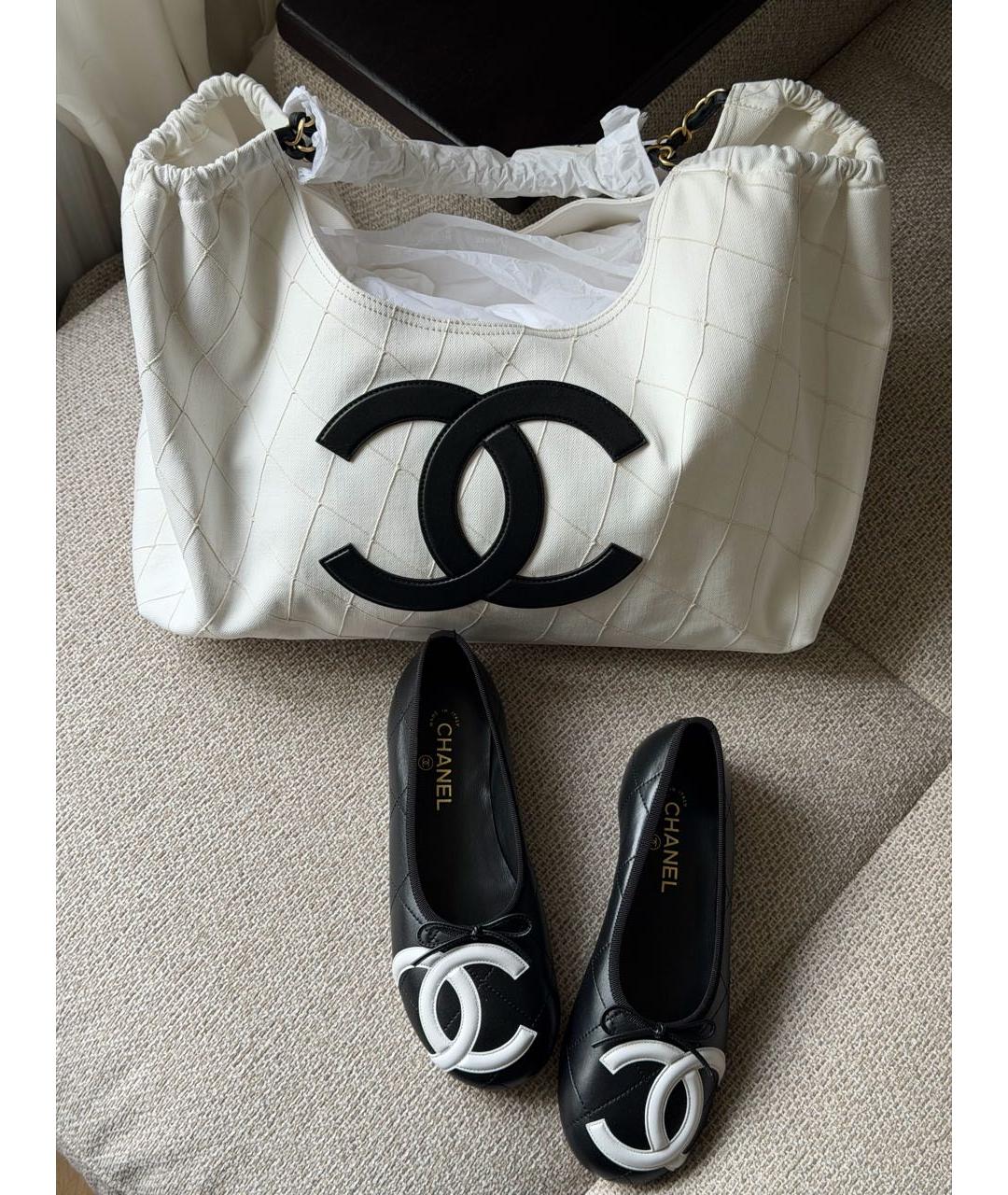 CHANEL Белая деним сумка тоут, фото 2