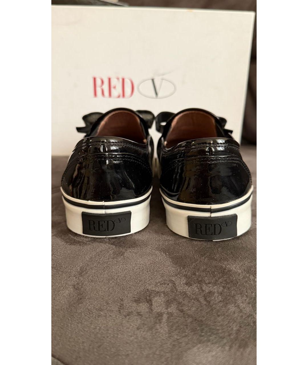 RED VALENTINO Черные слипоны из лакированной кожи, фото 4