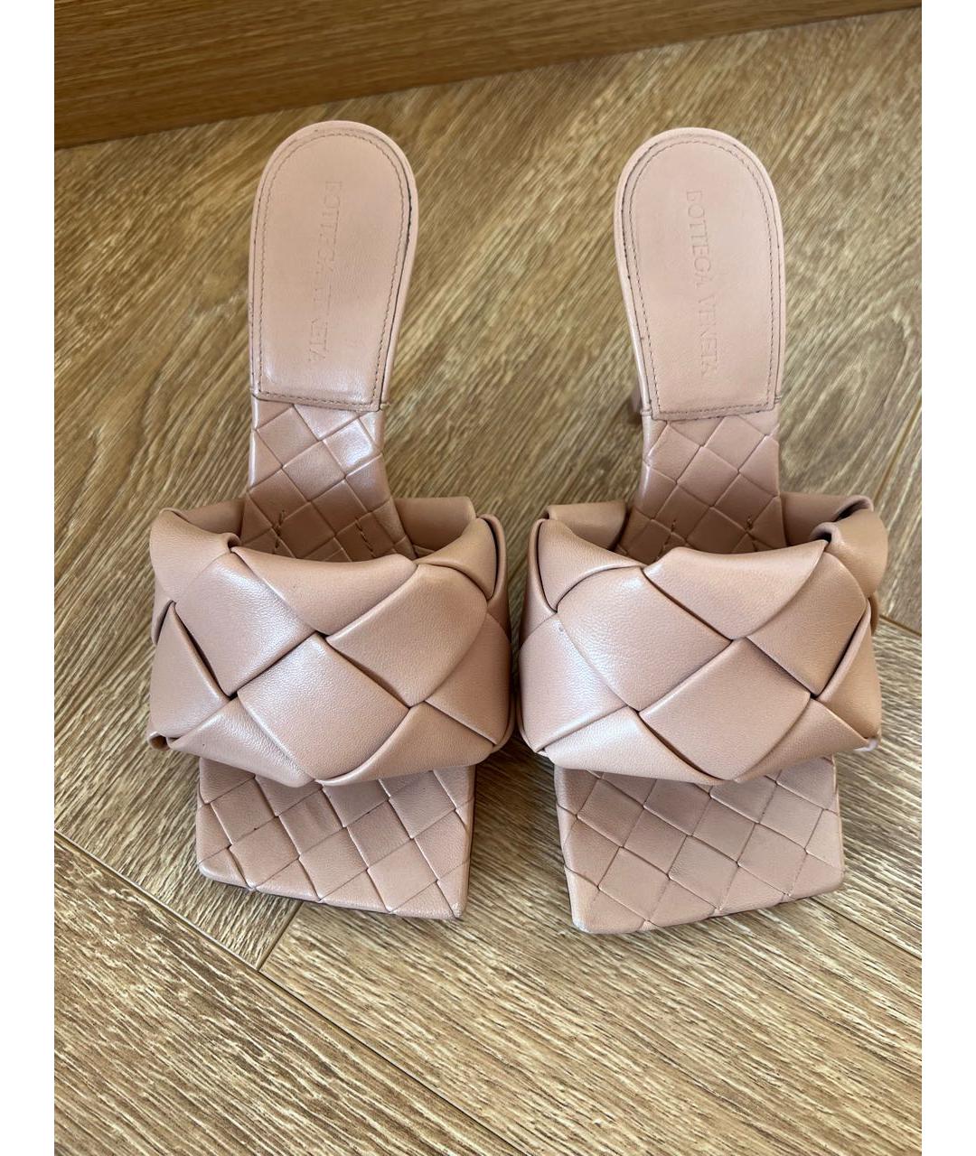 BOTTEGA VENETA Бежевые кожаные сабо, фото 3