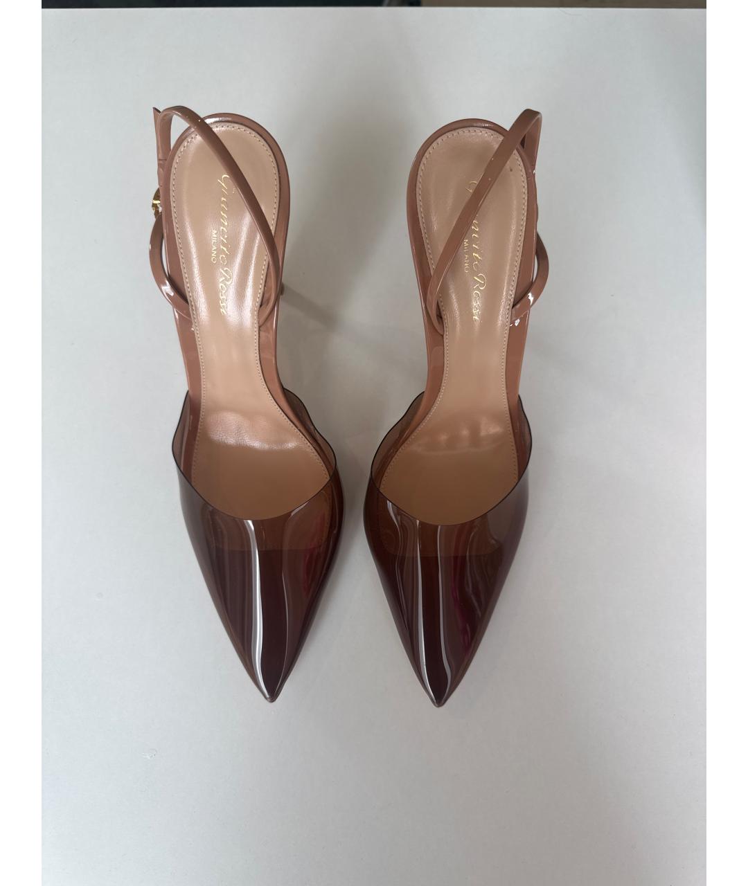GIANVITO ROSSI Бежевые кожаные туфли, фото 2