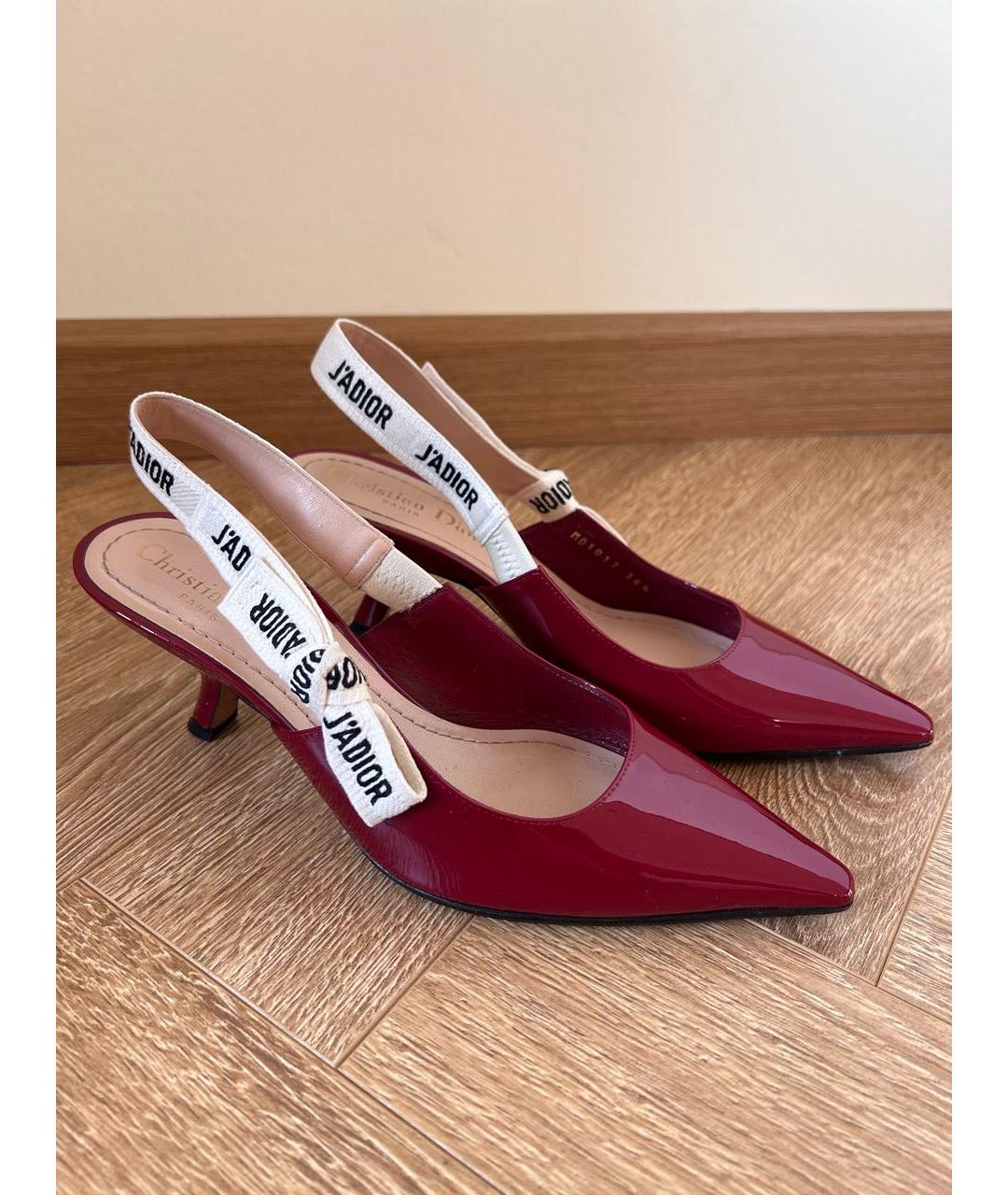CHRISTIAN DIOR Бордовые лодочки на низком каблуке из лакированной кожи, фото 8