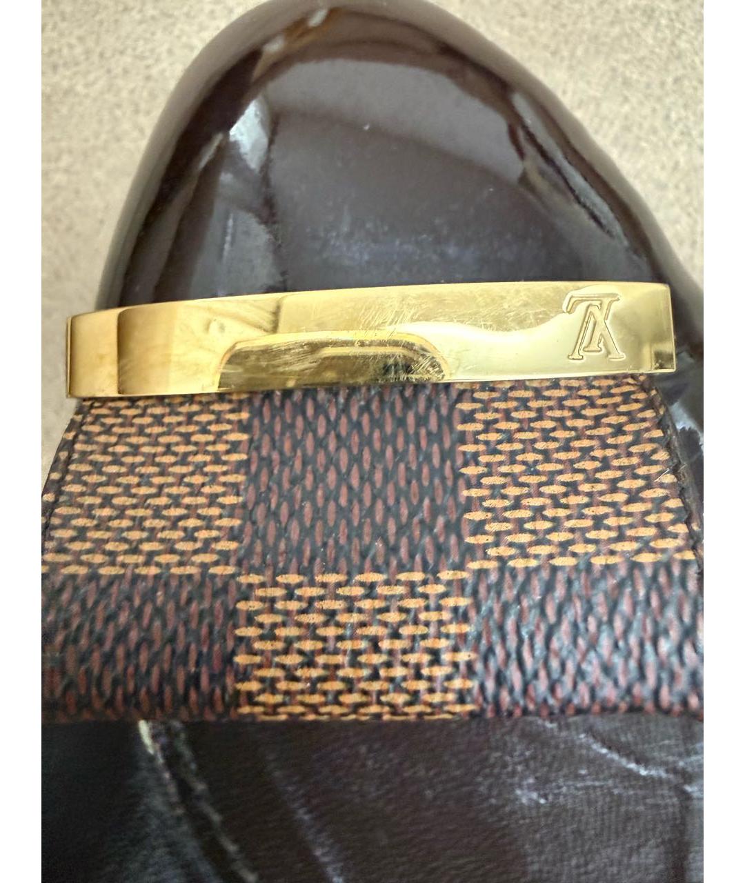 LOUIS VUITTON Коричневые балетки из лакированной кожи, фото 8
