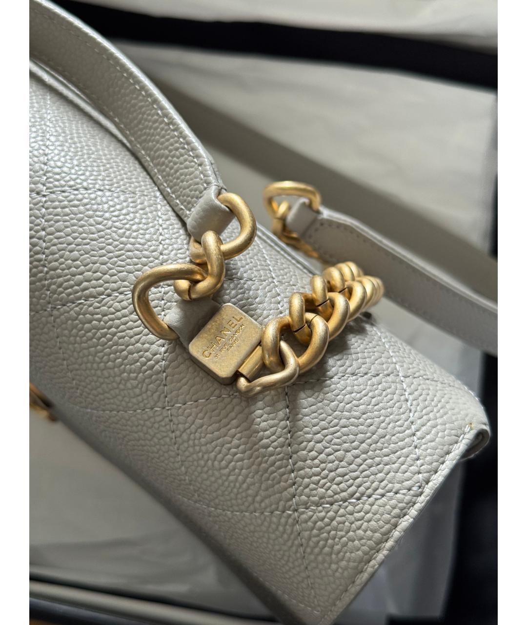 CHANEL Серая кожаная сумка с короткими ручками, фото 6