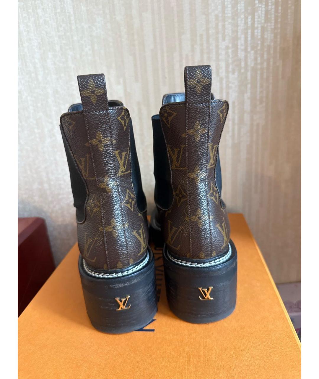 LOUIS VUITTON Коричневые ботинки, фото 4