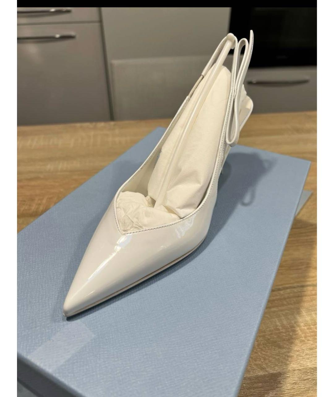 PRADA Белые кожаные босоножки, фото 3