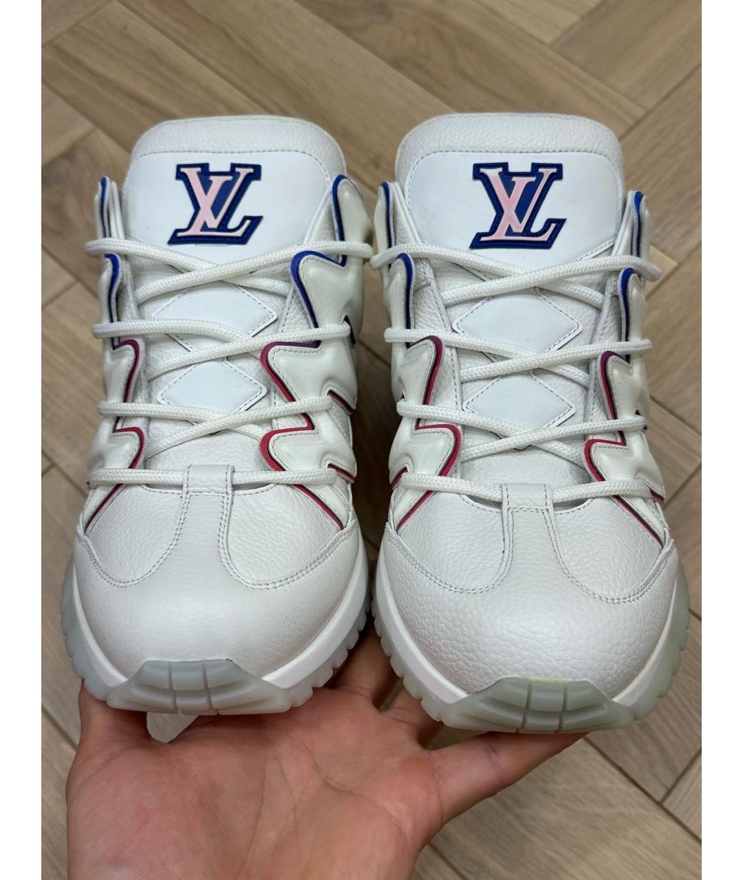 LOUIS VUITTON Белые кожаные высокие кроссовки / кеды, фото 2