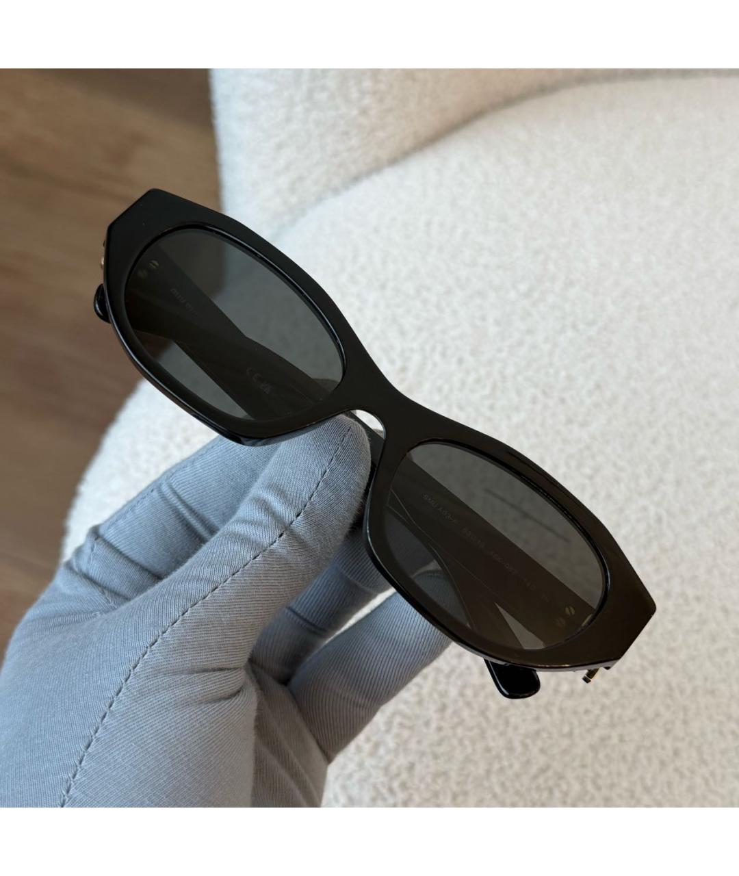 MIU MIU Черные солнцезащитные очки, фото 2