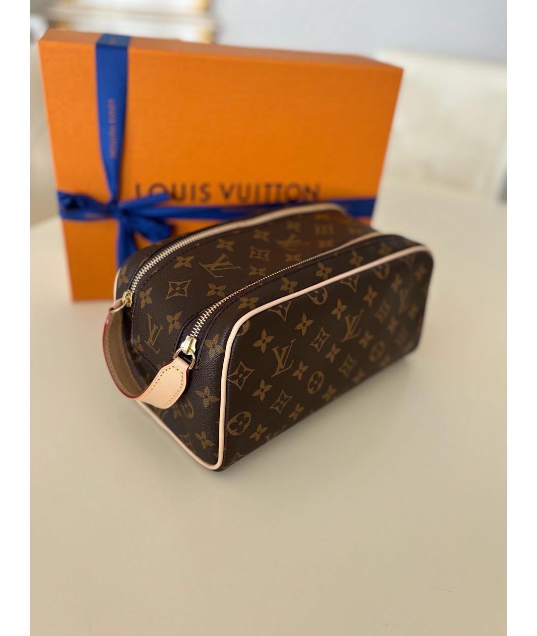 LOUIS VUITTON Коричневая косметичка, фото 8