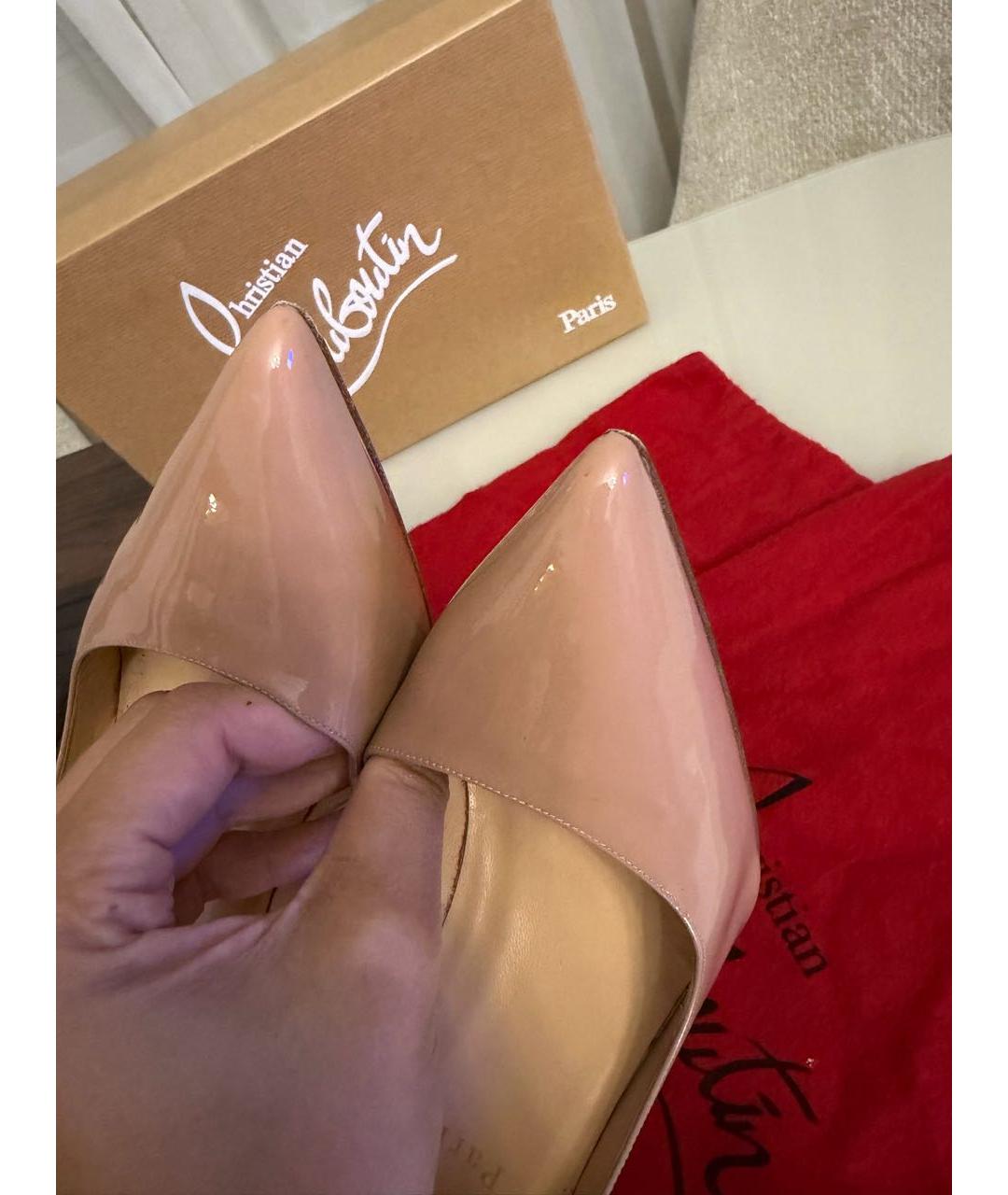 CHRISTIAN LOUBOUTIN Бежевые туфли из лакированной кожи, фото 3