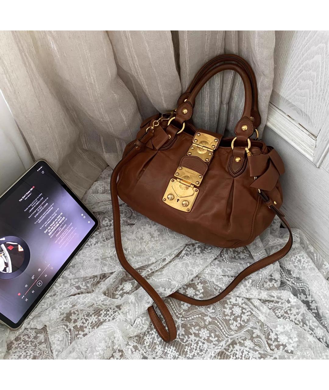 MIU MIU Коричневая кожаная сумка с короткими ручками, фото 8