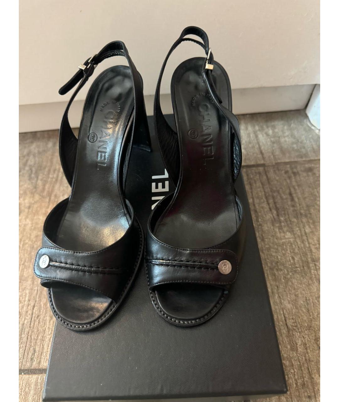 CHANEL Черные кожаные босоножки, фото 2