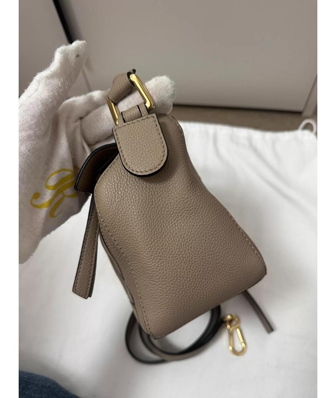 LOEWE Бежевая кожаная сумка через плечо, фото 4