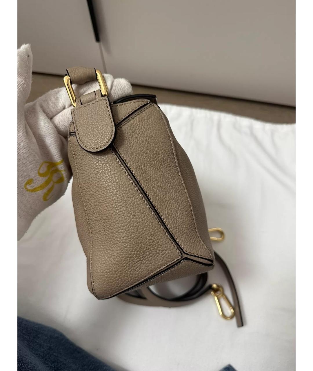 LOEWE Бежевая кожаная сумка через плечо, фото 2