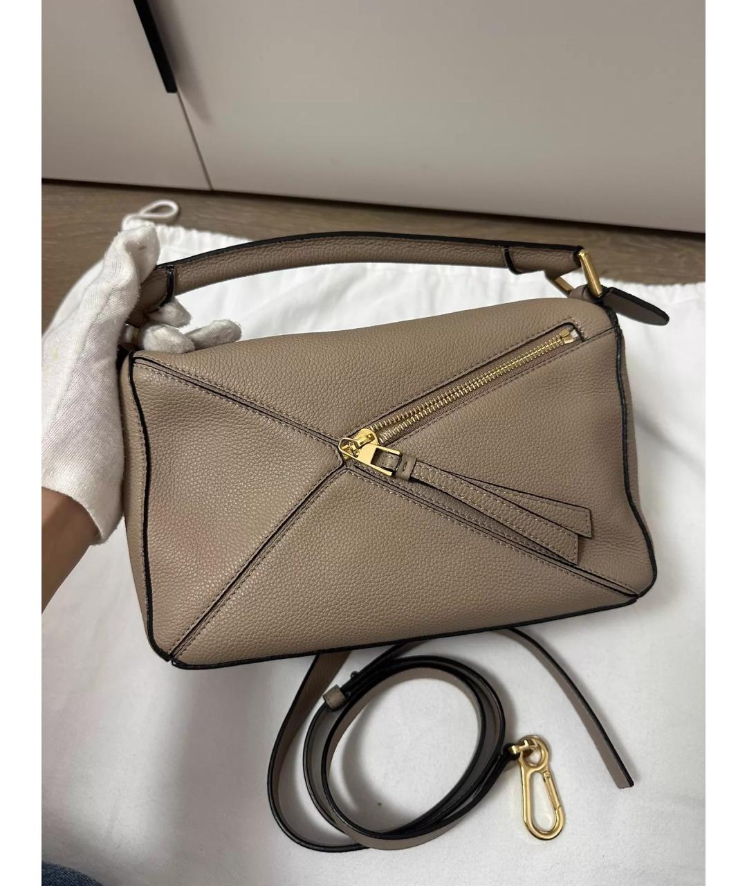 LOEWE Бежевая кожаная сумка через плечо, фото 3