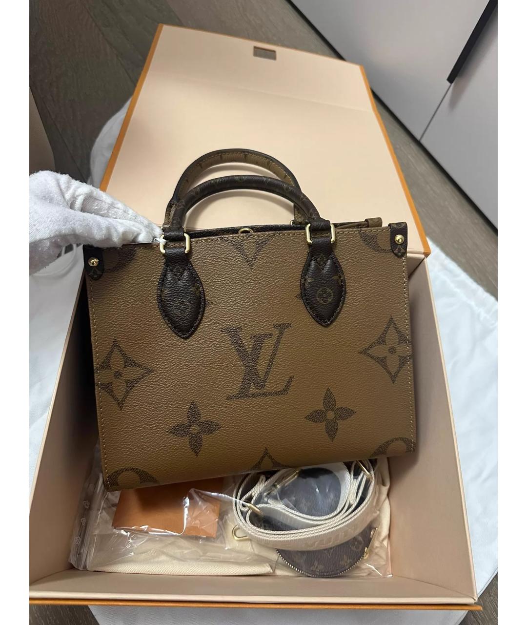 LOUIS VUITTON Коричневая кожаная сумка через плечо, фото 3