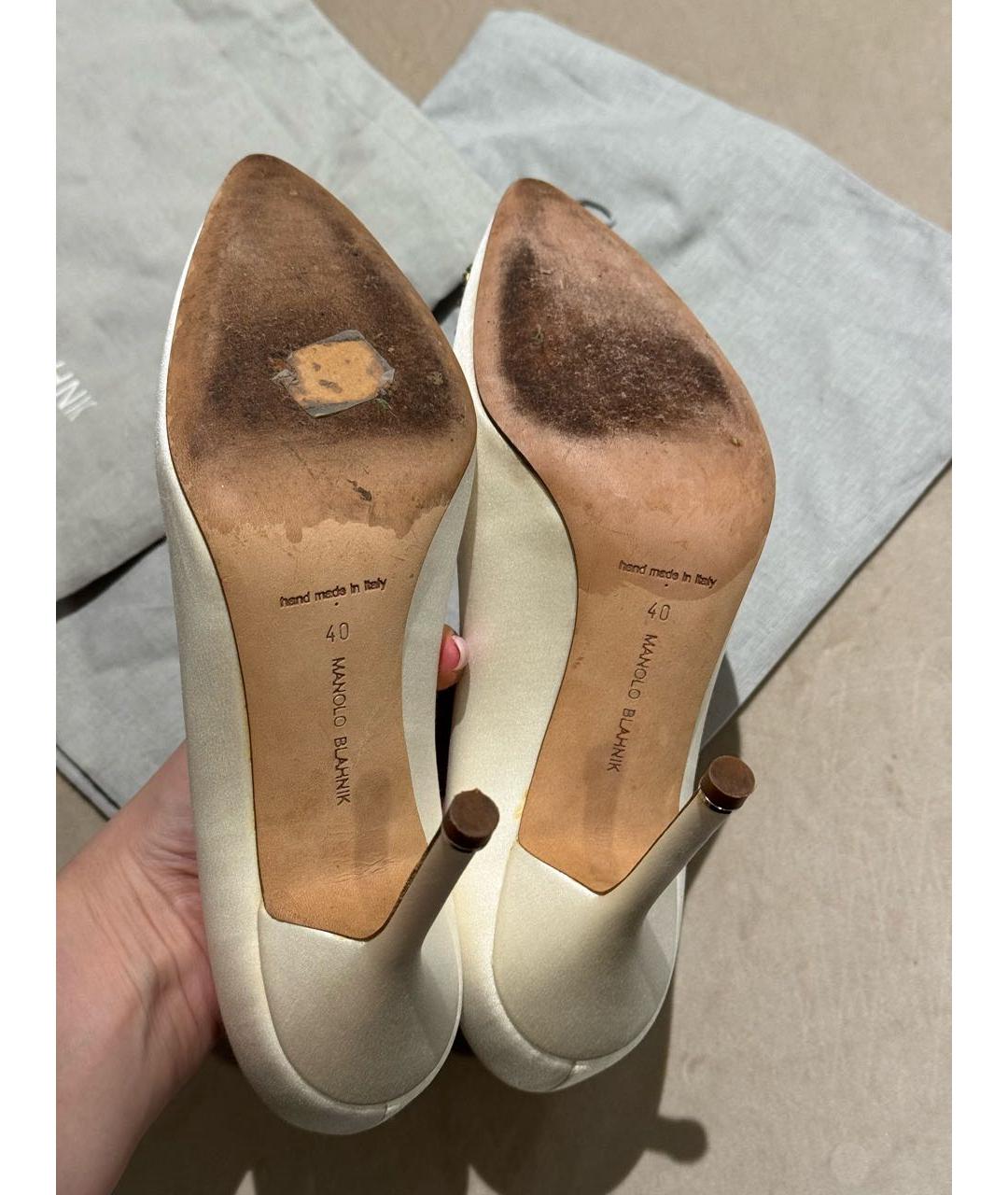 MANOLO BLAHNIK Белые текстильные туфли, фото 3
